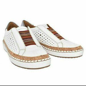 Flat Shoes Loafers * Slip On * Casual with Elastic insert * Size 8.5 (40)